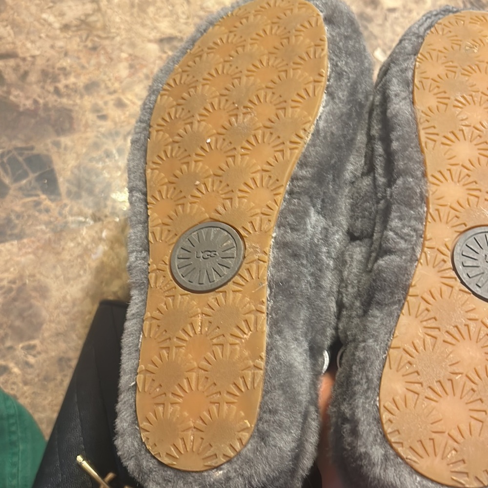 Ugg Fluff Yeah - image 4